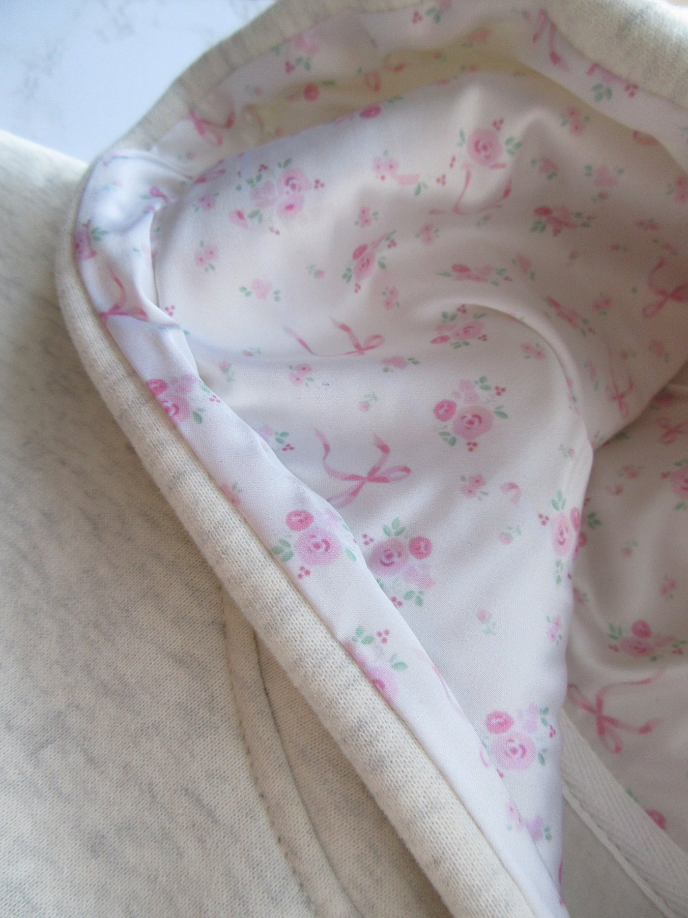 Lesley | Bow Hoodie