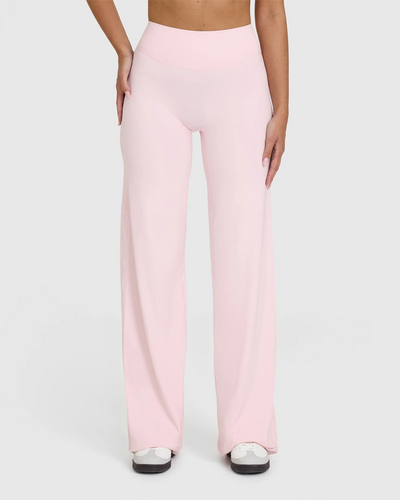 Essential Flare Pants